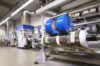 Dây chuyền bế dán